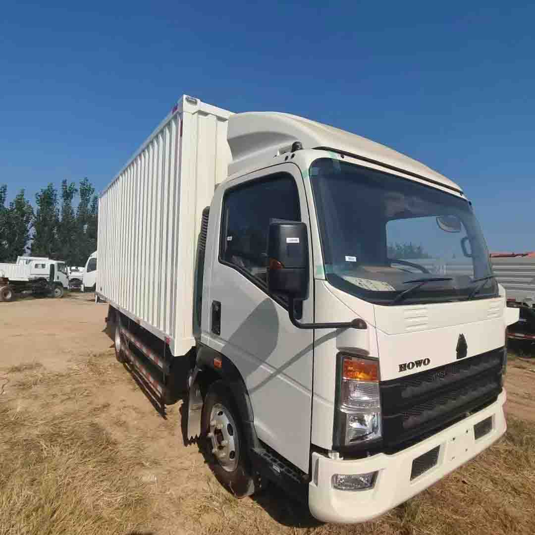 Sinotruk Howo 4x2 लाइट भ्यान ट्रक
